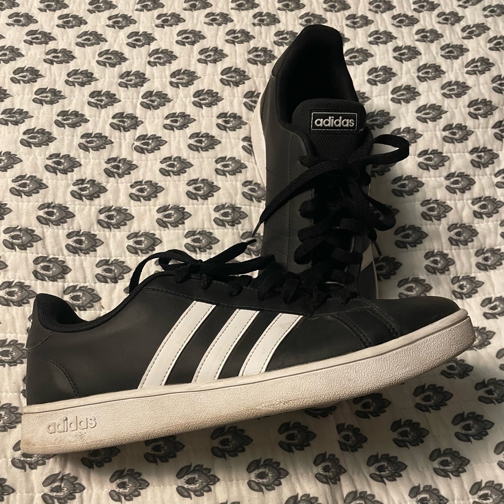Men’s Adidas 10.5